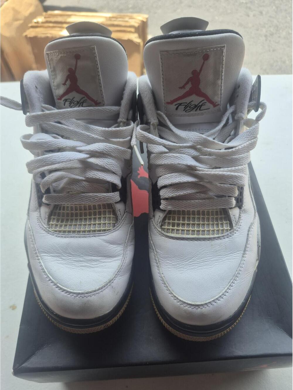 Air Jordan 4 Retro White/Cement Grey/Black Red Sneakers US 8 - Picture 4 of 11